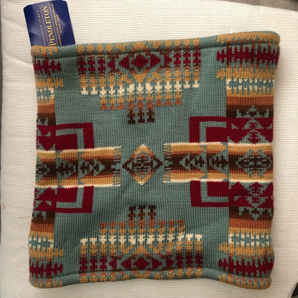 Pendleton NWT neck warmer